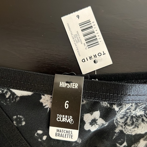 NWT Torrid Curve Simply Mesh Hipster Panty w. Lattice,skull floral plus size 30 - Picture 2 of 11